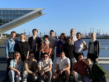 Foto des stART.up-Jahrgangs 2025/26