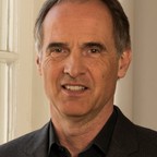 Porträtfoto Prof. Dr. Reinhard Flender