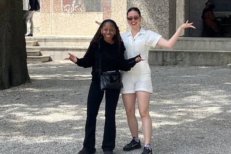 Foto von Laurel und Francesca